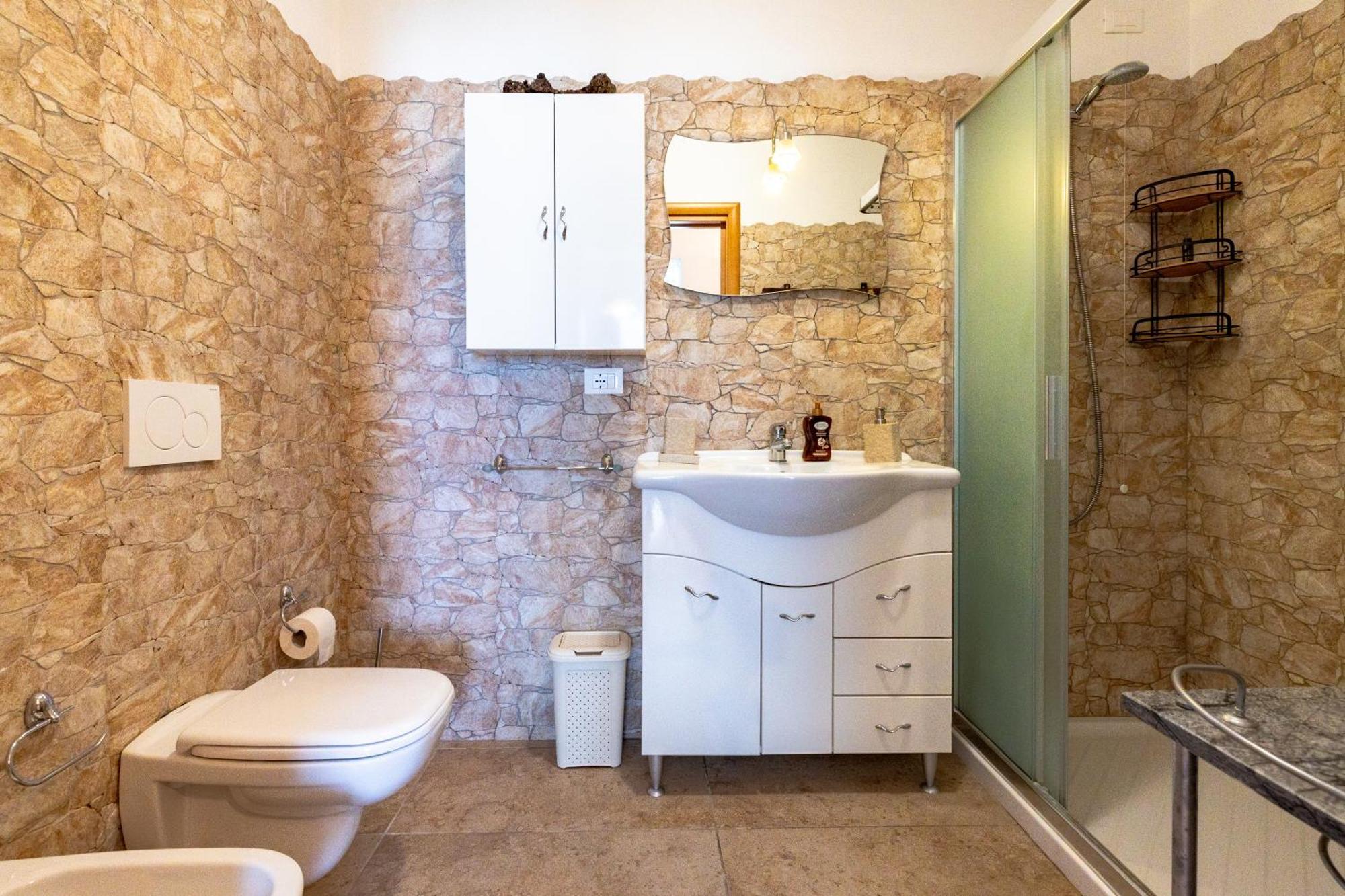 Villa Al Salto - Lake Garda Brenzone sul Garda Luaran gambar