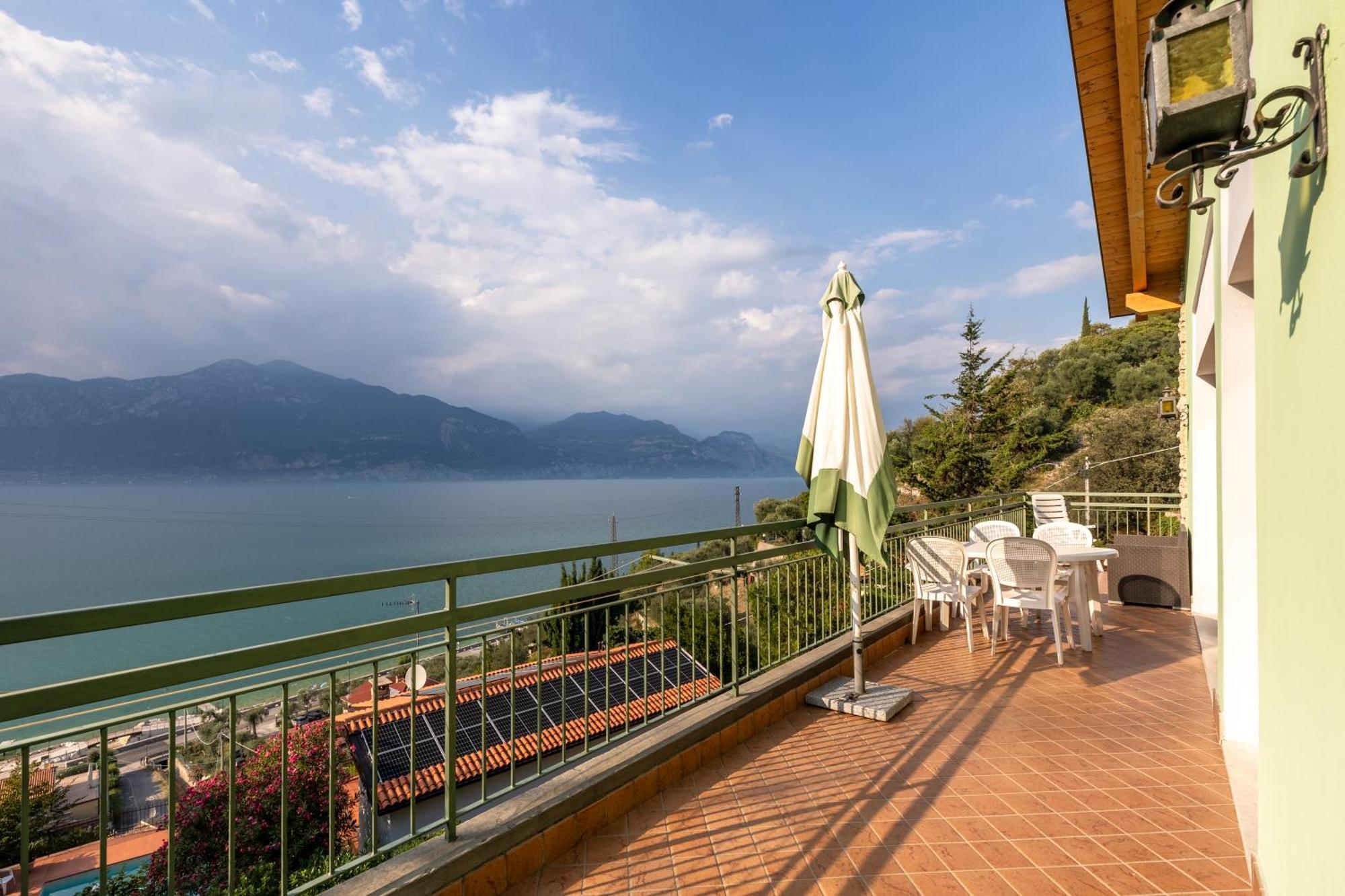 Villa Al Salto - Lake Garda Brenzone sul Garda Luaran gambar