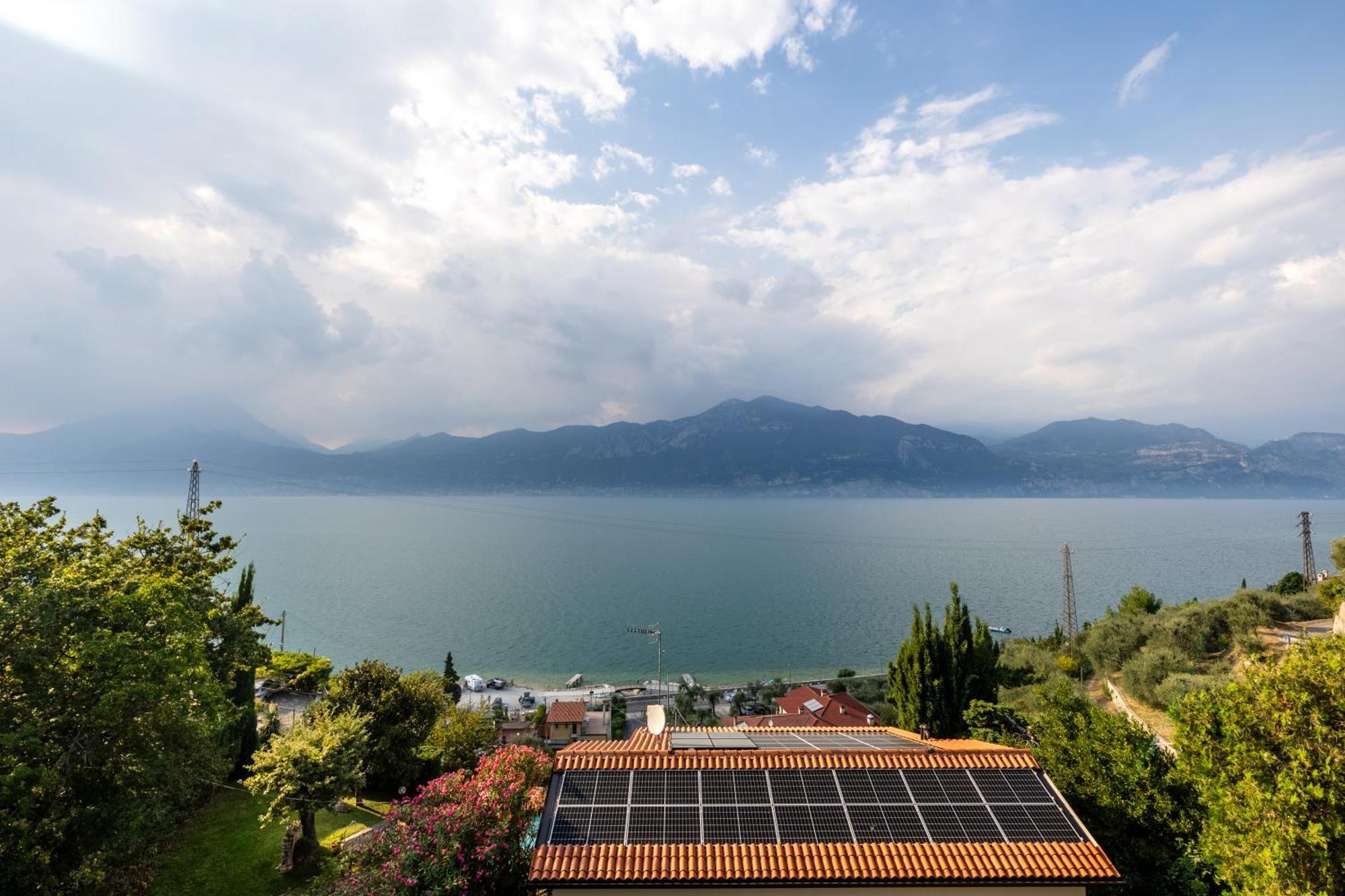 Villa Al Salto - Lake Garda Brenzone sul Garda Luaran gambar